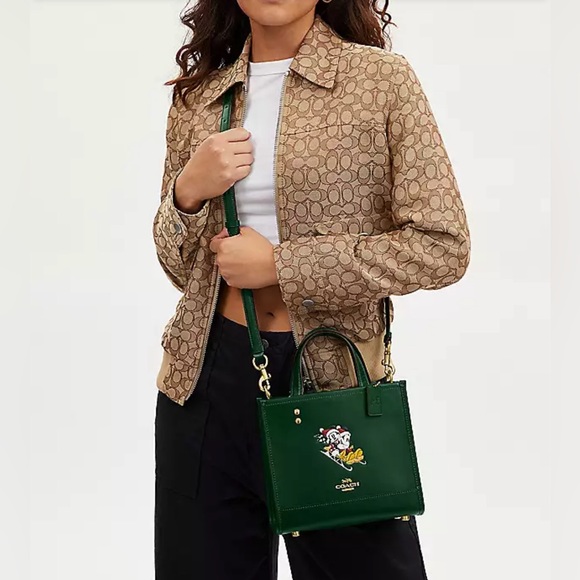 Coach X Disney Dempsey tote 22 with sled motif - Picture 7 of 10
